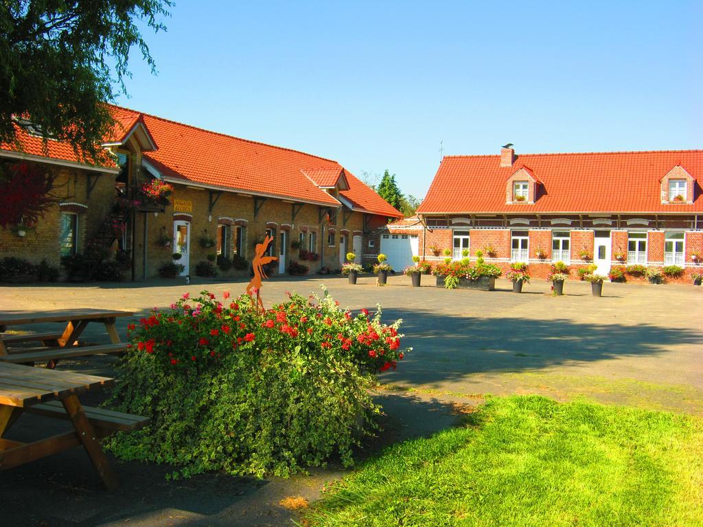 Camping Ferme Des Saules Hotel ไบโยล ภายนอก รูปภาพ